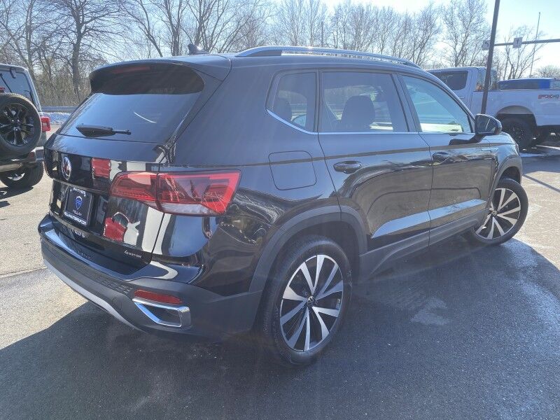 2022 Volkswagen Taos SE Bristol  PA