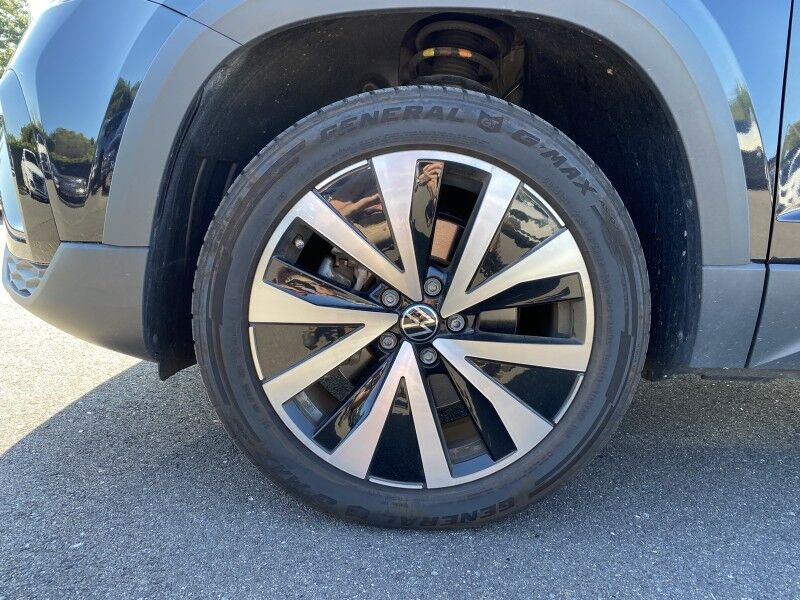 2022 Volkswagen Taos SE Bristol  PA