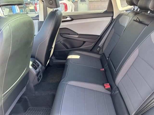2022 Volkswagen Taos SE Cleveland OH