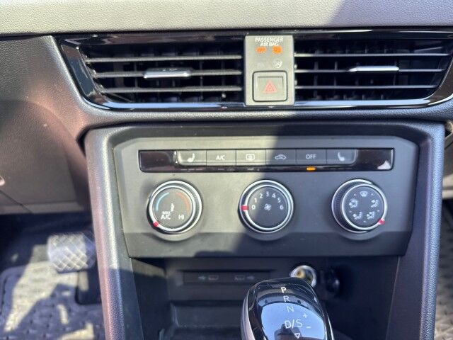 2022 Volkswagen Taos SE Cleveland OH