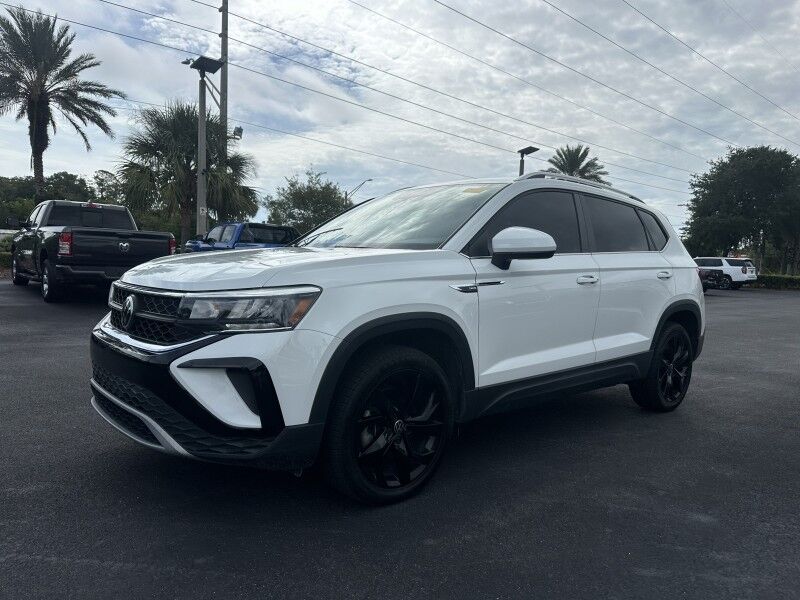 2022 Volkswagen Taos SE