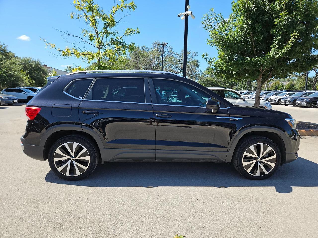 2022 Volkswagen Taos SE