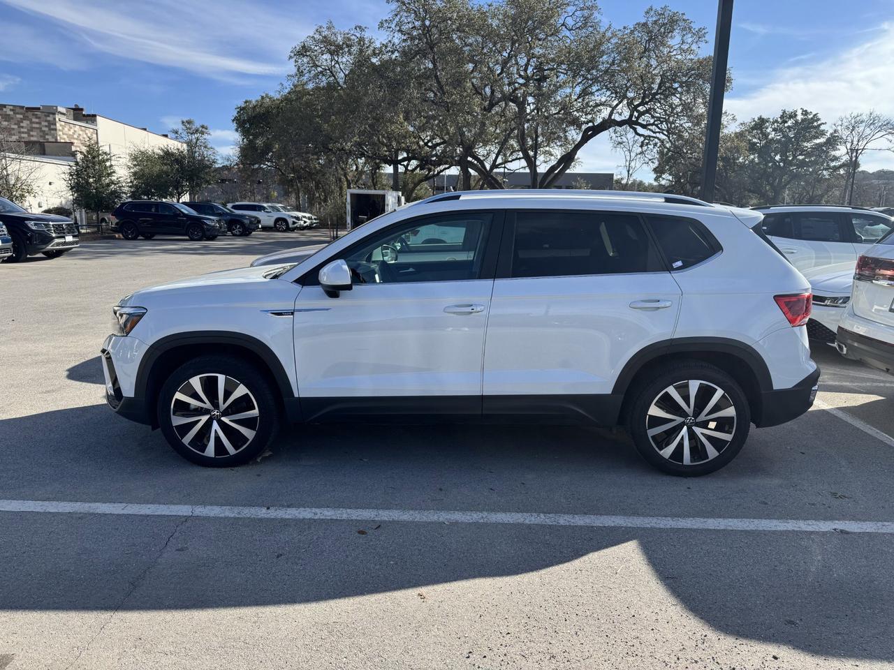 2022 Volkswagen Taos SE