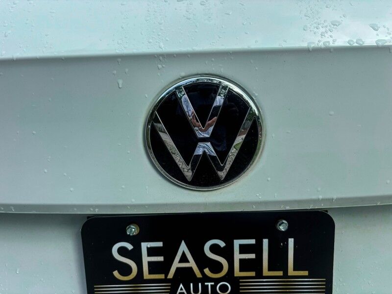 2022 Volkswagen Taos SE Wilmington NC