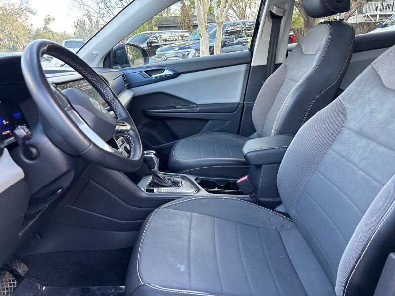 2022 Volkswagen Taos SE w/PANO SUNROOF Seffner FL