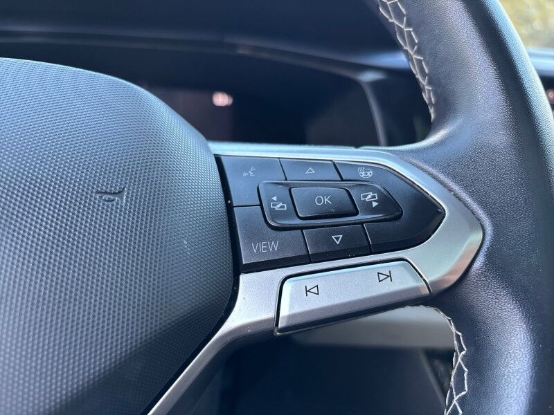 2022 Volkswagen Taos SE w/PANO SUNROOF Seffner FL