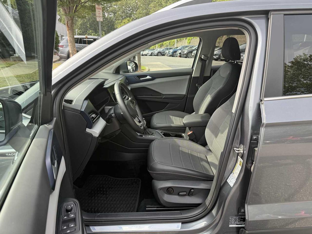 2022 Volkswagen Taos SE Westborough MA