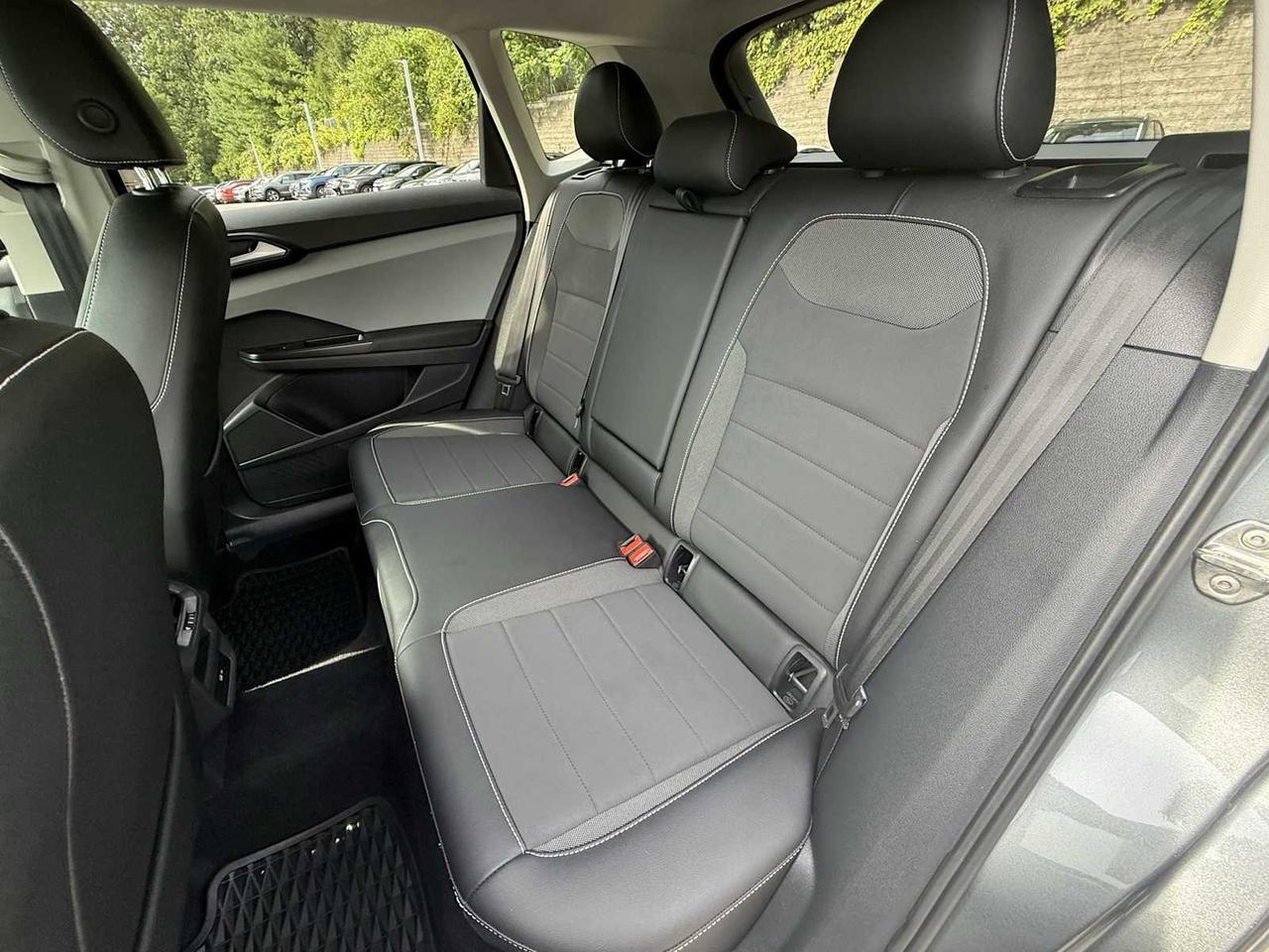 2022 Volkswagen Taos SE Westborough MA