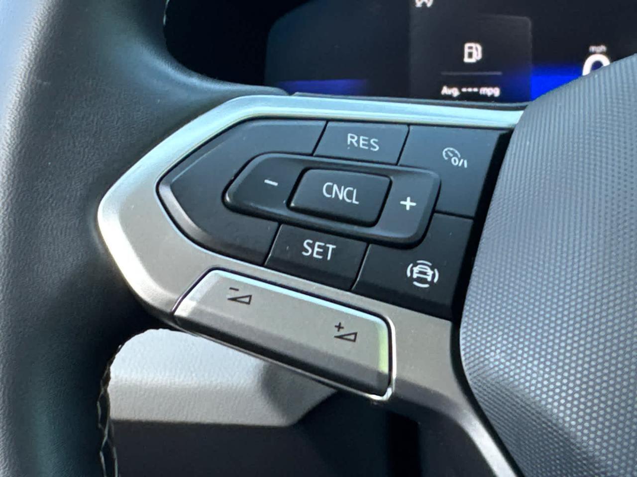 2022 Volkswagen Taos SE Dartmouth MA
