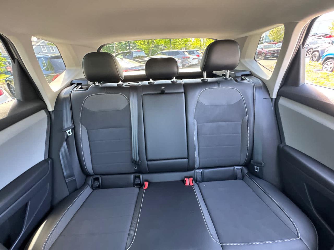 2022 Volkswagen Taos SE Dartmouth MA