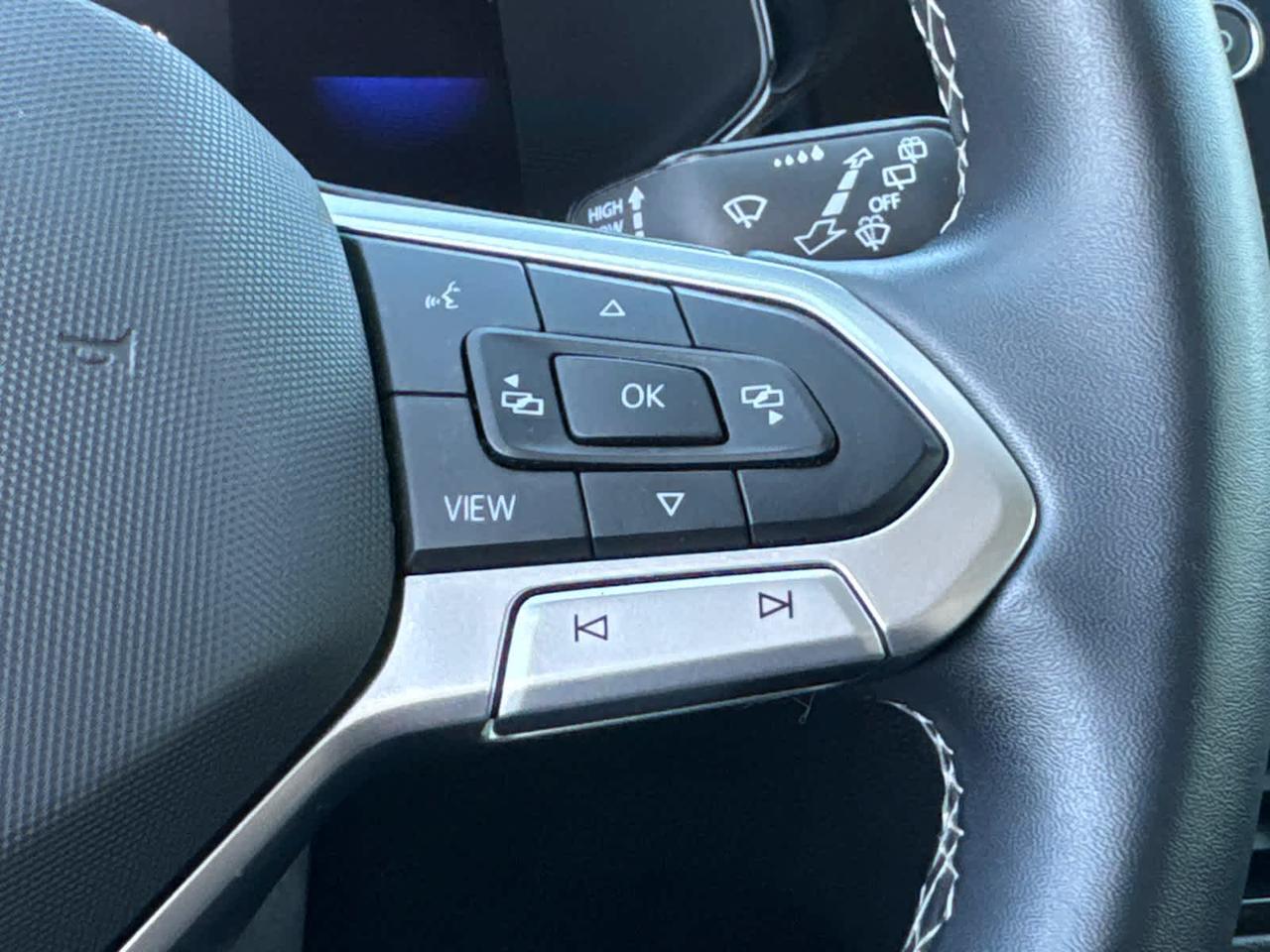 2022 Volkswagen Taos SE Dartmouth MA