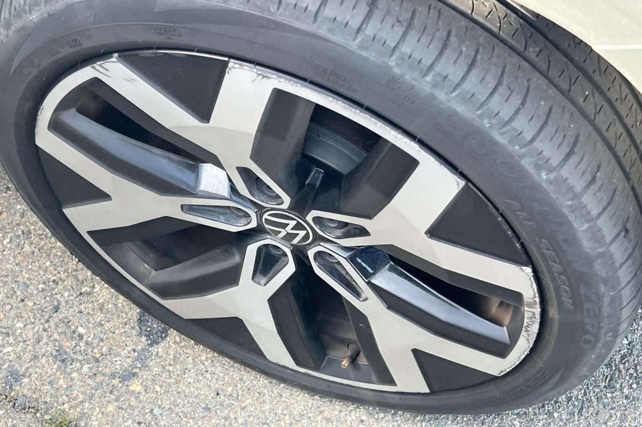 2022 Volkswagen Taos SEL Roseville CA