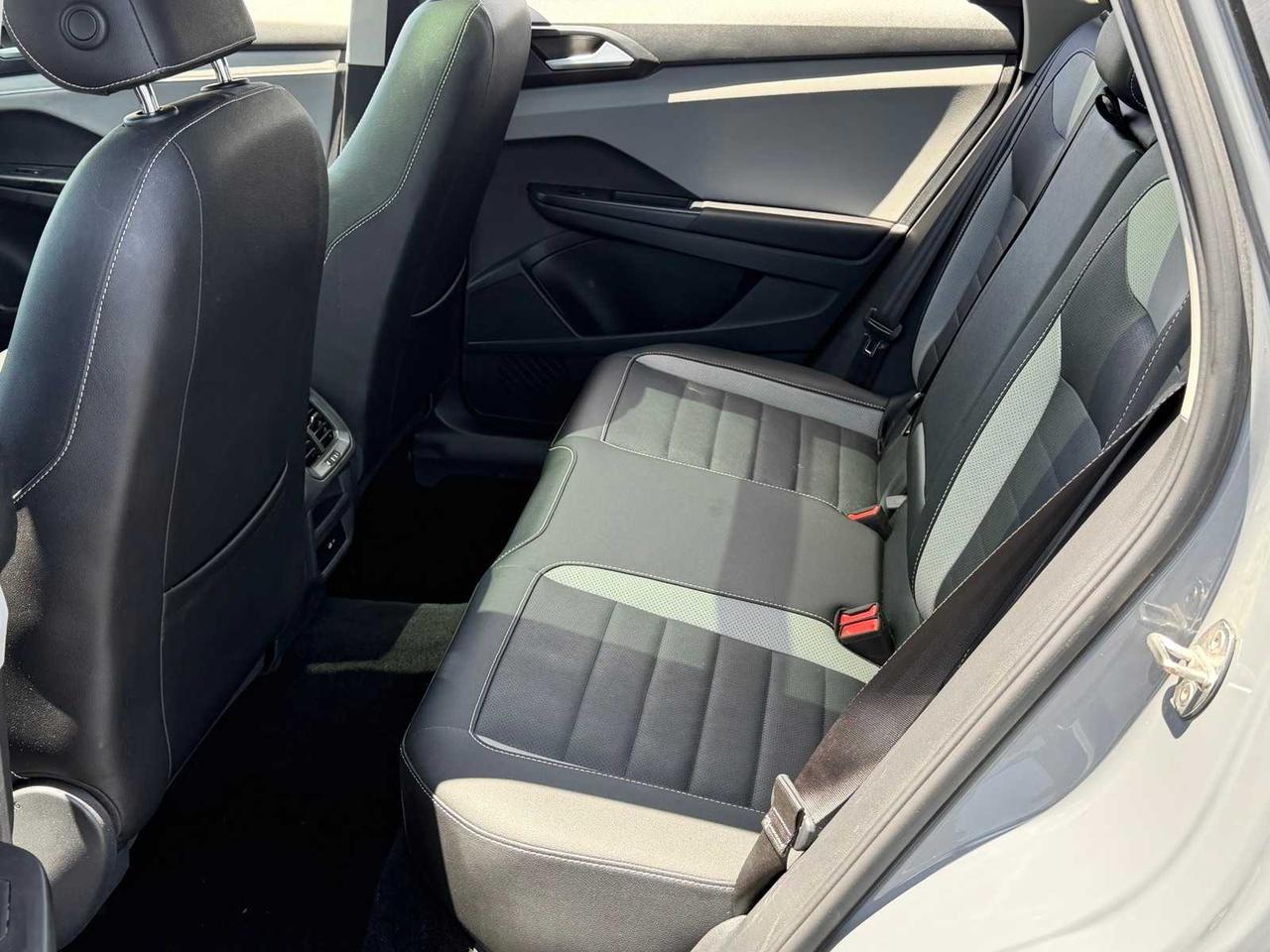 2022 Volkswagen Taos SEL Irving TX