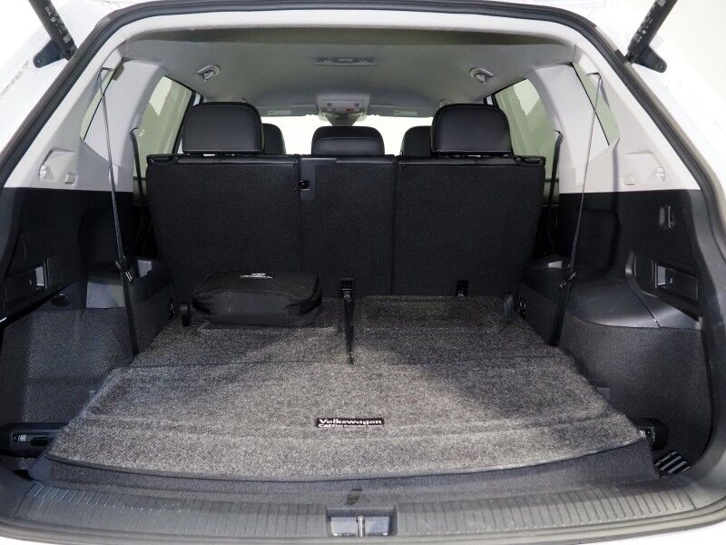 2022 Volkswagen Tiguan 2.0T SE *ADAPTIVE CRUISE, DIGITAL COCKPIT, SAFETY ALERTS, BACKUP-CAMERA, HEATED SEATS, 3RD ROW SEATING, REMOTE START, WIRELESS CHARGING, ANDROID & APPLE Round Rock TX