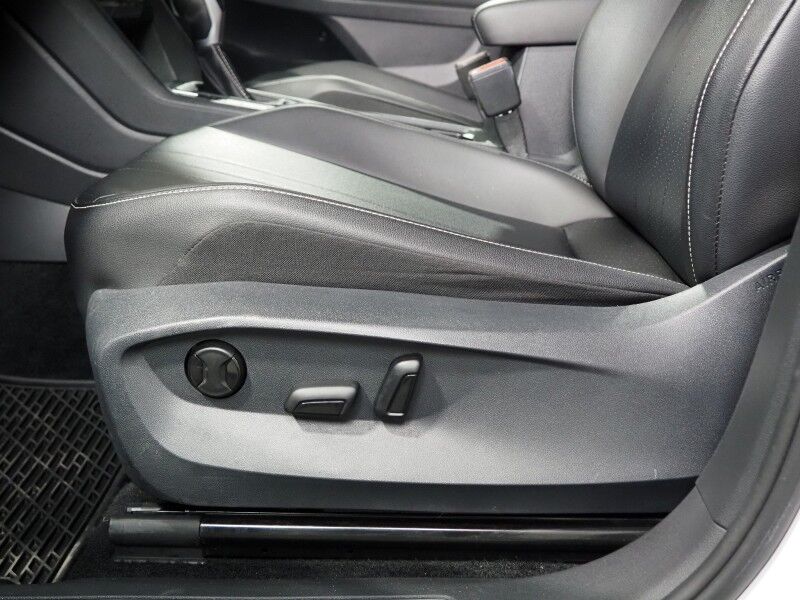 2022 Volkswagen Tiguan 2.0T SE *ADAPTIVE CRUISE, DIGITAL COCKPIT, SAFETY ALERTS, BACKUP-CAMERA, HEATED SEATS, 3RD ROW SEATING, REMOTE START, WIRELESS CHARGING, ANDROID & APPLE Round Rock TX