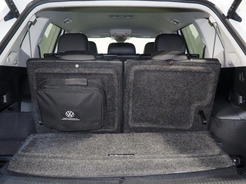 2022 Volkswagen Tiguan 2.0T SE *ADAPTIVE CRUISE, DIGITAL COCKPIT, SAFETY ALERTS, BACKUP-CAMERA, HEATED SEATS, 3RD ROW SEATING, REMOTE START, WIRELESS CHARGING, ANDROID & APPLE Round Rock TX