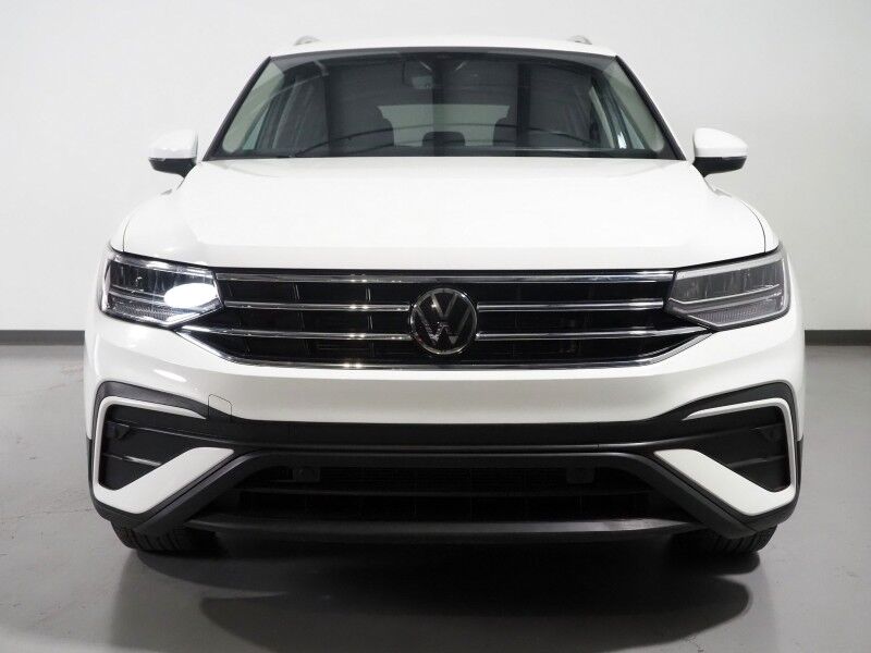 2022 Volkswagen Tiguan 2.0T SE *ADAPTIVE CRUISE, DIGITAL COCKPIT, SAFETY ALERTS, BACKUP-CAMERA, HEATED SEATS, 3RD ROW SEATING, REMOTE START, WIRELESS CHARGING, ANDROID & APPLE Round Rock TX