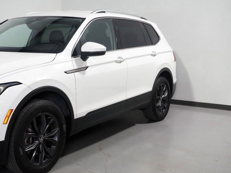 2022 Volkswagen Tiguan 2.0T SE *ADAPTIVE CRUISE, DIGITAL COCKPIT, SAFETY ALERTS, BACKUP-CAMERA, HEATED SEATS, 3RD ROW SEATING, REMOTE START, WIRELESS CHARGING, ANDROID & APPLE Round Rock TX