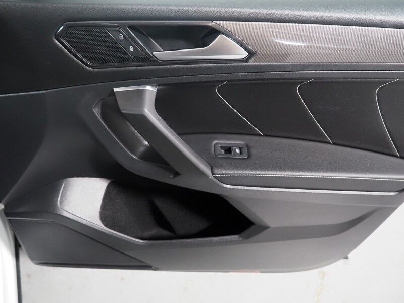 2022 Volkswagen Tiguan 2.0T SE *ADAPTIVE CRUISE, DIGITAL COCKPIT, SAFETY ALERTS, BACKUP-CAMERA, HEATED SEATS, 3RD ROW SEATING, REMOTE START, WIRELESS CHARGING, ANDROID & APPLE Round Rock TX