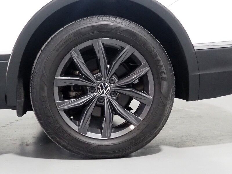 2022 Volkswagen Tiguan 2.0T SE *ADAPTIVE CRUISE, DIGITAL COCKPIT, SAFETY ALERTS, BACKUP-CAMERA, HEATED SEATS, 3RD ROW SEATING, REMOTE START, WIRELESS CHARGING, ANDROID & APPLE Round Rock TX