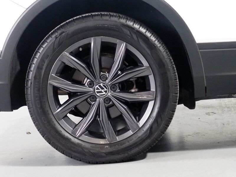 2022 Volkswagen Tiguan 2.0T SE *ADAPTIVE CRUISE, DIGITAL COCKPIT, SAFETY ALERTS, BACKUP-CAMERA, HEATED SEATS, 3RD ROW SEATING, REMOTE START, WIRELESS CHARGING, ANDROID & APPLE Round Rock TX