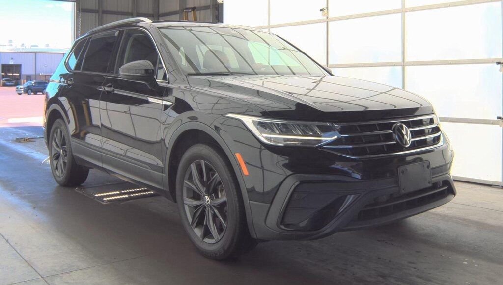 2022 Volkswagen Tiguan 2.0T SE Akron