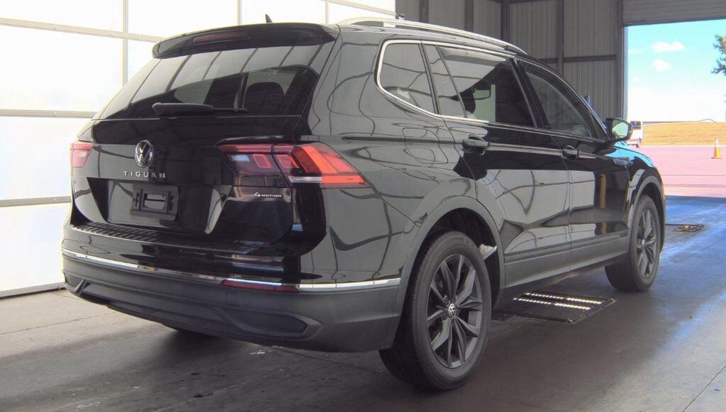 2022 Volkswagen Tiguan 2.0T SE Akron