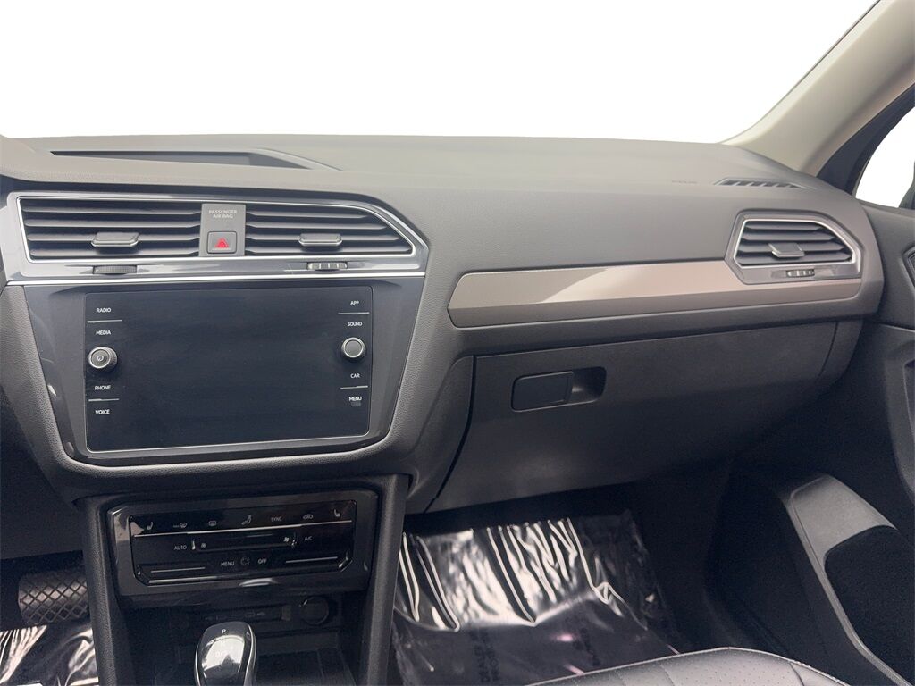 2022 Volkswagen Tiguan 2.0T SE CAM,PANO,HTD STS,BLIND SPO,3RD ROW Irving TX