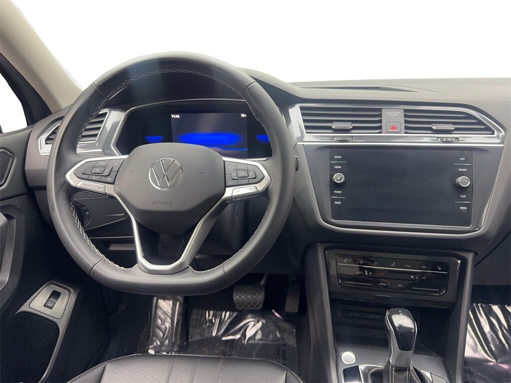 2022 Volkswagen Tiguan 2.0T SE CAM,PANO,HTD STS,BLIND SPO,3RD ROW Irving TX