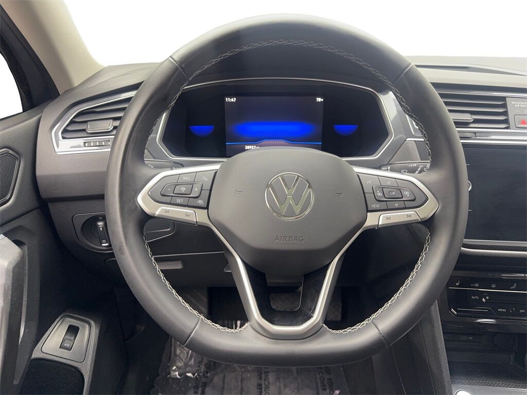 2022 Volkswagen Tiguan 2.0T SE CAM,PANO,HTD STS,BLIND SPO,3RD ROW Irving TX