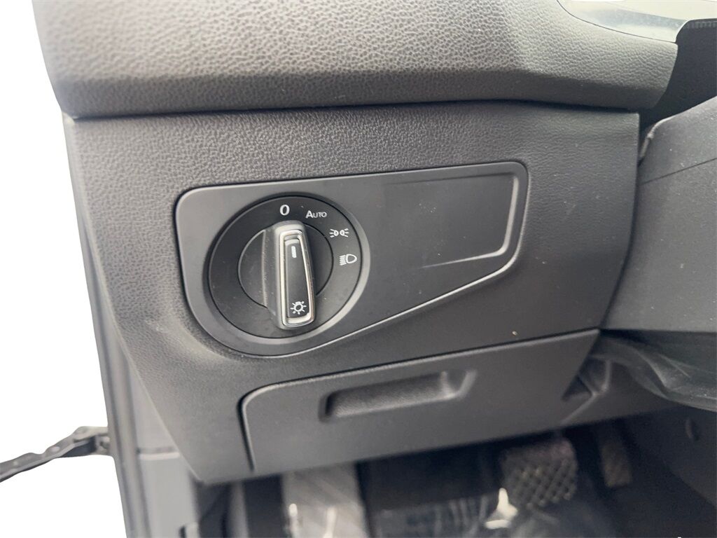 2022 Volkswagen Tiguan 2.0T SE CAM,PANO,HTD STS,BLIND SPOT,18&quot; WLS Irving TX