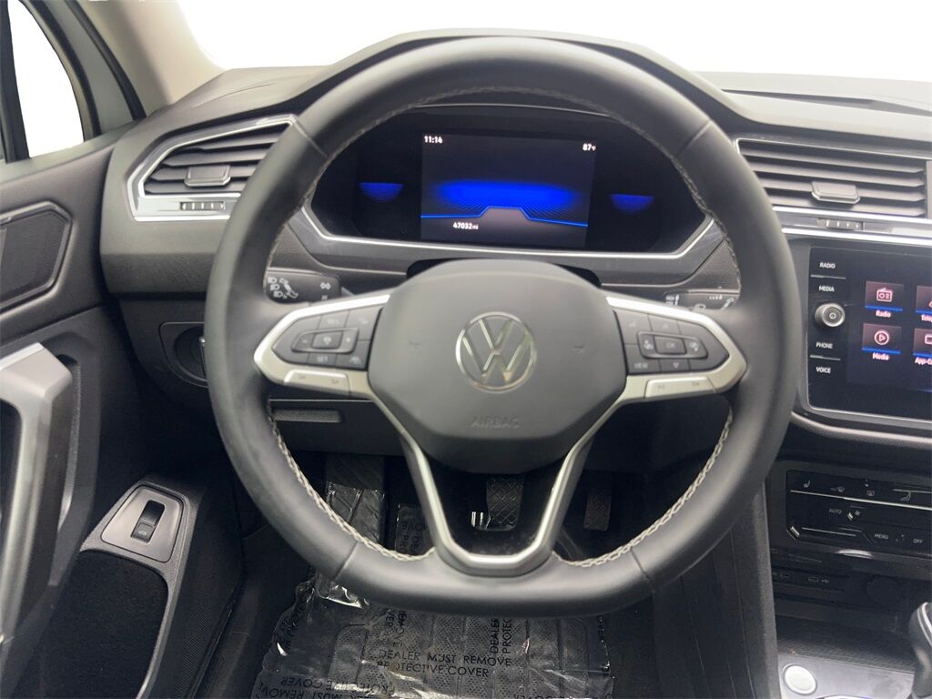 2022 Volkswagen Tiguan 2.0T SE CAM,PANO,HTD STS,BLIND SPOT,18&quot; WLS Irving TX