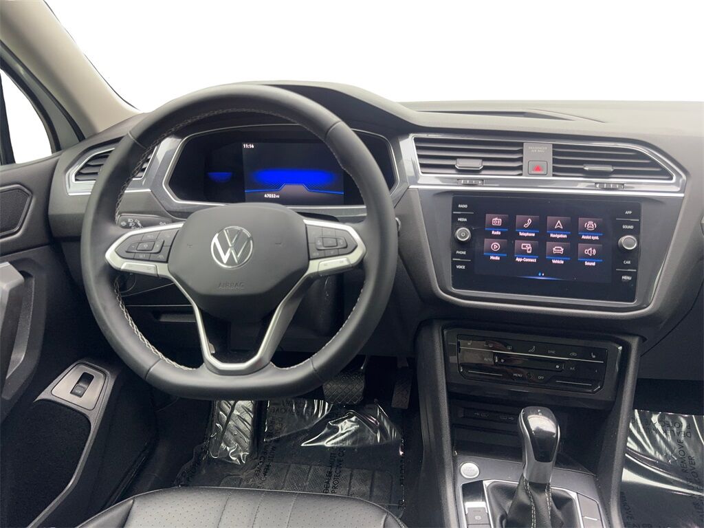 2022 Volkswagen Tiguan 2.0T SE CAM,PANO,HTD STS,BLIND SPOT,18&quot; WLS Irving TX