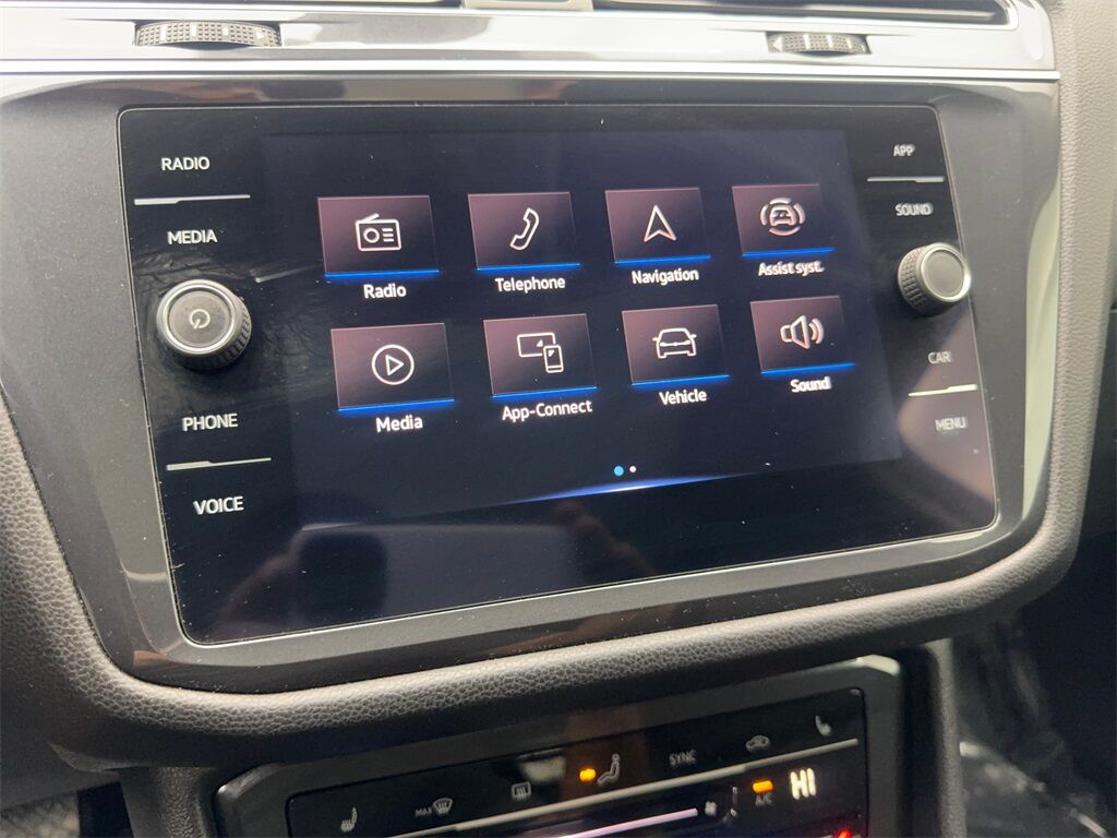 2022 Volkswagen Tiguan 2.0T SE CAM,PANO,HTD STS,BLIND SPOT,18&quot; WLS Irving TX