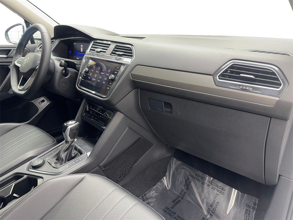 2022 Volkswagen Tiguan 2.0T SE CAM,PANO,HTD STS,BLIND SPOT,18&quot; WLS Irving TX