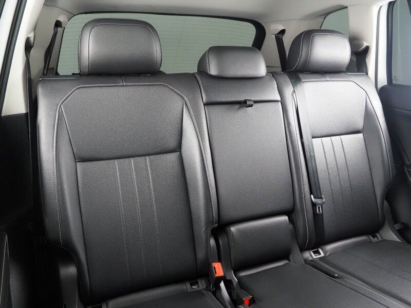 2022 Volkswagen Tiguan 2.0T SE *PANORAMA MOONROOF, ADAPTIVE CRUISE, DIGITAL COCKPIT, SAFETY ALERTS, BACKUP-CAMERA, HEATED SEATS, 3RD ROW SEATING, REMOTE START, WIRELESS CHARGING, ANDROID & APPLE Round Rock TX