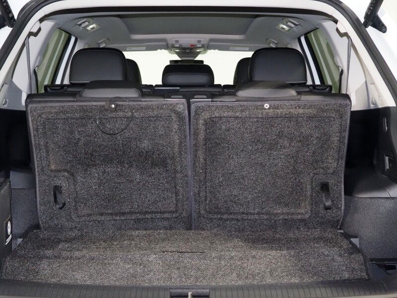 2022 Volkswagen Tiguan 2.0T SE *PANORAMA MOONROOF, ADAPTIVE CRUISE, DIGITAL COCKPIT, SAFETY ALERTS, BACKUP-CAMERA, HEATED SEATS, 3RD ROW SEATING, REMOTE START, WIRELESS CHARGING, ANDROID & APPLE Round Rock TX