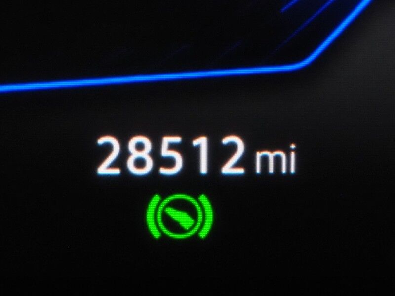 2022 Volkswagen Tiguan 2.0T SE *PANORAMA MOONROOF, ADAPTIVE CRUISE, DIGITAL COCKPIT, SAFETY ALERTS, BACKUP-CAMERA, HEATED SEATS, 3RD ROW SEATING, REMOTE START, WIRELESS CHARGING, ANDROID & APPLE Round Rock TX