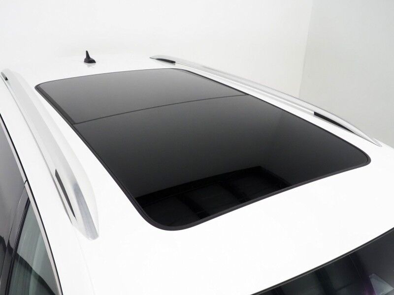 2022 Volkswagen Tiguan 2.0T SE *PANORAMA MOONROOF, ADAPTIVE CRUISE, DIGITAL COCKPIT, SAFETY ALERTS, BACKUP-CAMERA, HEATED SEATS, 3RD ROW SEATING, REMOTE START, WIRELESS CHARGING, ANDROID & APPLE Round Rock TX