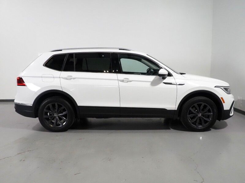 2022 Volkswagen Tiguan 2.0T SE *PANORAMA MOONROOF, ADAPTIVE CRUISE, DIGITAL COCKPIT, SAFETY ALERTS, BACKUP-CAMERA, HEATED SEATS, 3RD ROW SEATING, REMOTE START, WIRELESS CHARGING, ANDROID & APPLE Round Rock TX