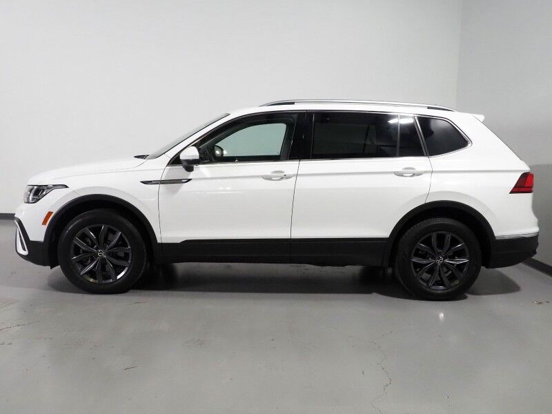 2022 Volkswagen Tiguan 2.0T SE *PANORAMA MOONROOF, ADAPTIVE CRUISE, DIGITAL COCKPIT, SAFETY ALERTS, BACKUP-CAMERA, HEATED SEATS, 3RD ROW SEATING, REMOTE START, WIRELESS CHARGING, ANDROID & APPLE Round Rock TX