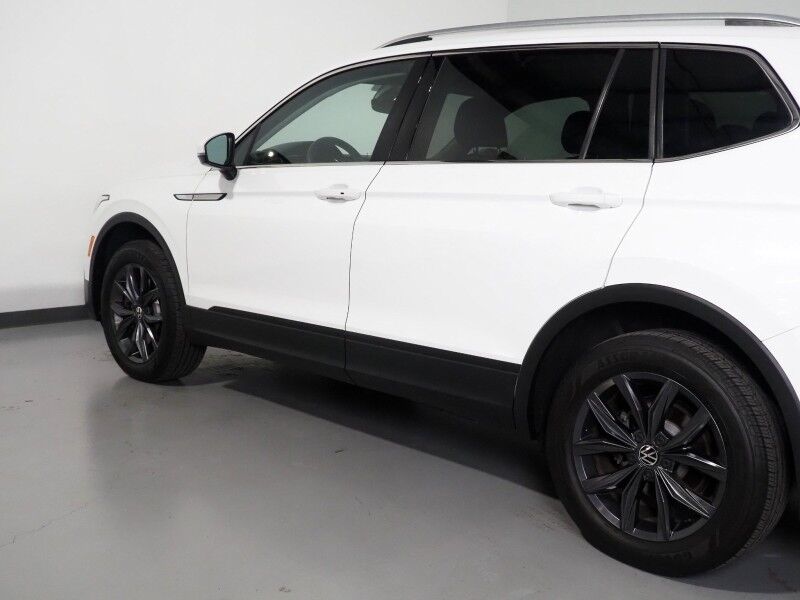 2022 Volkswagen Tiguan 2.0T SE *PANORAMA MOONROOF, ADAPTIVE CRUISE, DIGITAL COCKPIT, SAFETY ALERTS, BACKUP-CAMERA, HEATED SEATS, 3RD ROW SEATING, REMOTE START, WIRELESS CHARGING, ANDROID & APPLE Round Rock TX