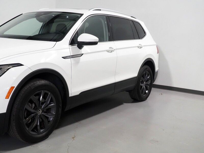 2022 Volkswagen Tiguan 2.0T SE *PANORAMA MOONROOF, ADAPTIVE CRUISE, DIGITAL COCKPIT, SAFETY ALERTS, BACKUP-CAMERA, HEATED SEATS, 3RD ROW SEATING, REMOTE START, WIRELESS CHARGING, ANDROID & APPLE Round Rock TX