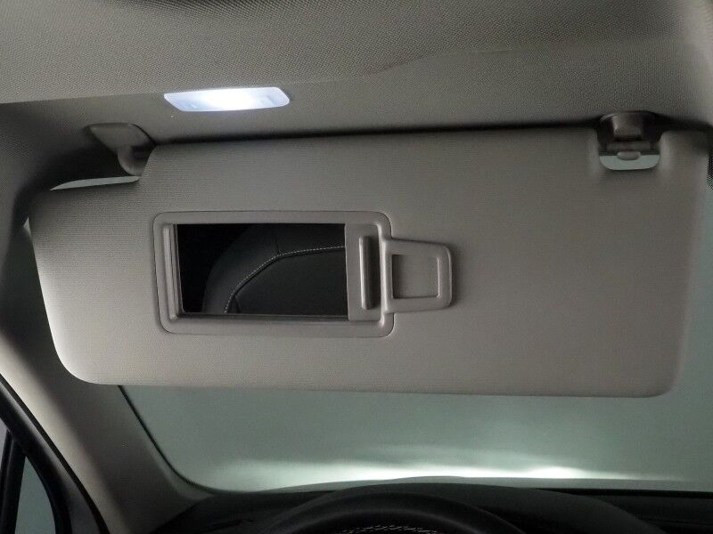 2022 Volkswagen Tiguan 2.0T SE *PANORAMA MOONROOF, ADAPTIVE CRUISE, DIGITAL COCKPIT, SAFETY ALERTS, BACKUP-CAMERA, HEATED SEATS, 3RD ROW SEATING, REMOTE START, WIRELESS CHARGING, ANDROID & APPLE Round Rock TX