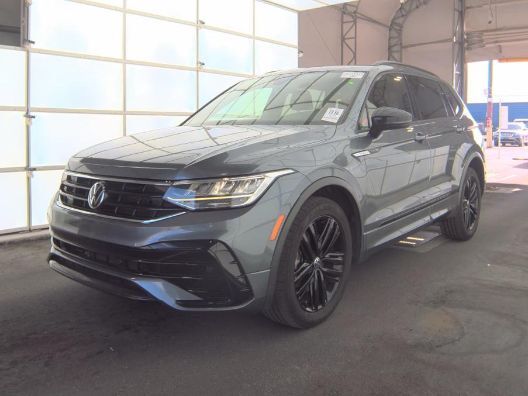 2022 Volkswagen Tiguan 2.0T SE R-Line Black