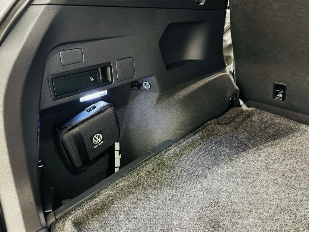 2022 Volkswagen Tiguan 2.0T SE R-Line Black Jersey City NJ