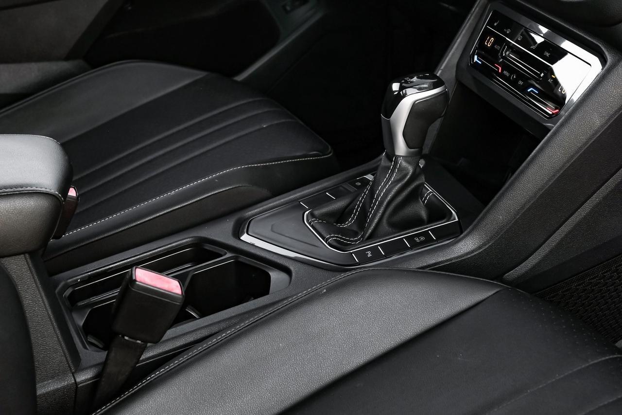 2022 Volkswagen Tiguan 2.0T SE R-Line Black Richardson TX