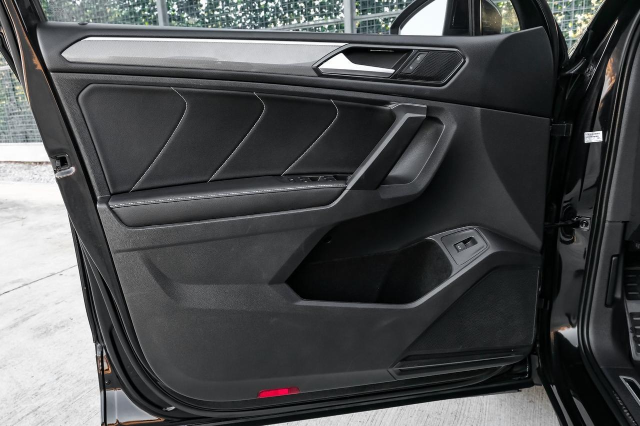 2022 Volkswagen Tiguan 2.0T SE R-Line Black Richardson TX