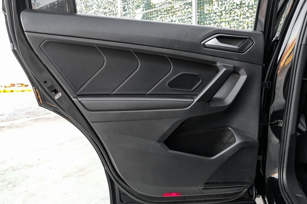 2022 Volkswagen Tiguan 2.0T SE R-Line Black Richardson TX