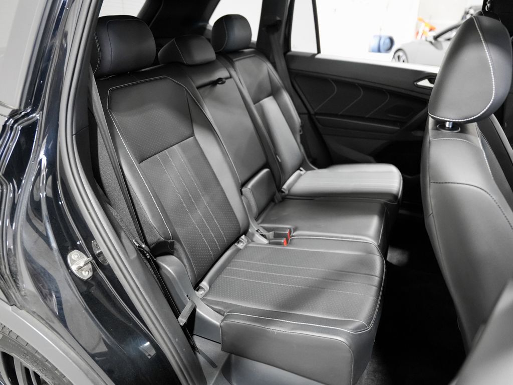 2022 Volkswagen Tiguan 2.0T SE R-Line Black Tigard OR